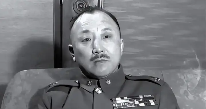 比张学良聪明百倍！同被蒋介石软禁，唯有他全身而退，结局太圆满