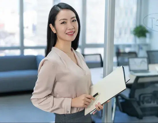 故事：十一去车站接领导父母，不料被她爸妈误会，我趁机假戏真做