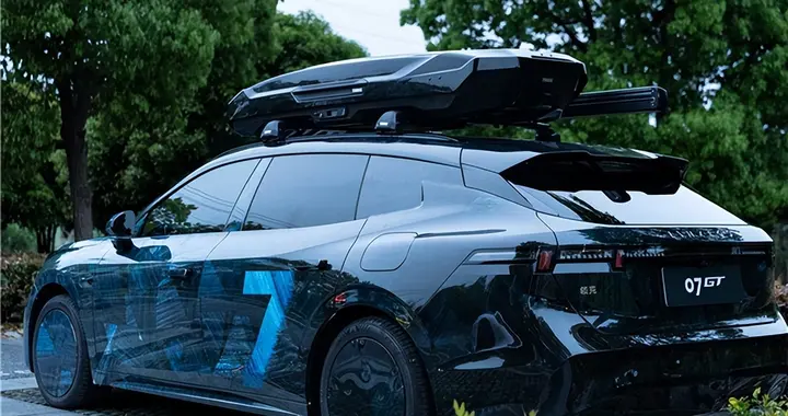 打破行业套路！领克07GT伪装车专测户外装备超贴心