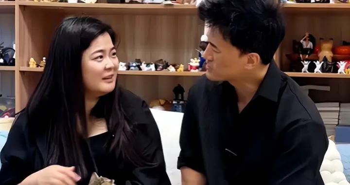 二婚就是香？赫子铭跟现任老婆秀恩爱！160斤丰满讨喜比何洁好？
