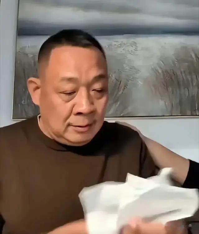 胖东来“家族”的胖家三兄弟，全是异父异母的糟糕兄弟！