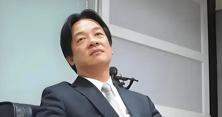 台湾突然宣布重磅决定，岛内数万人联名反对，郑丽文成众望所归