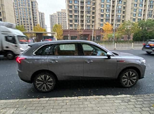 红旗HS6 PHEV以真实续航，击破新能源虚标乱象？