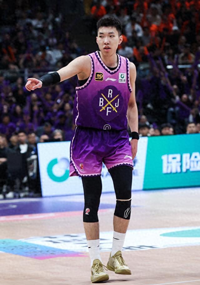 真带不动！廖三宁替补登场9投全中百分百命中率空砍22分4板7助