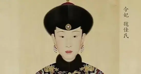 同是魏璎珞亲生子女，为何一个被视为嫡出