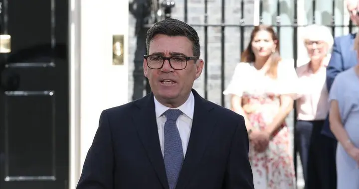 英国政坛换7届首相，新首相承诺改局面，靠谱吗？