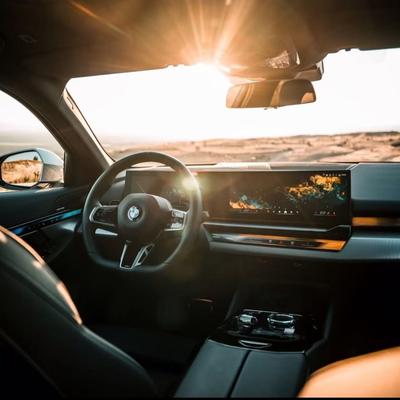 爱车人Mike：有钱人，管理自己的老婆是