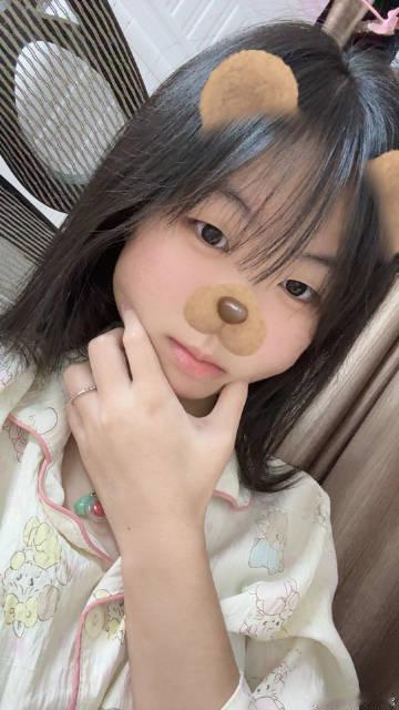 能不能勾引你啊，你吃不吃这套，我肯定是没你聪明啊，那你到底喜不喜欢笨笨...