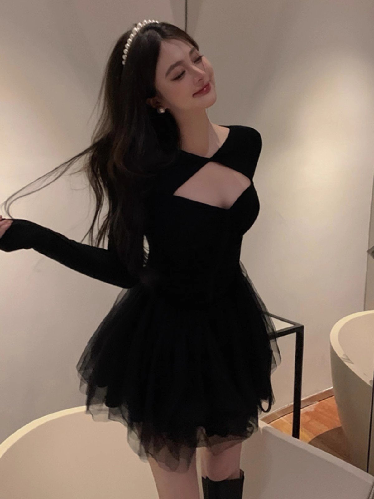 性感辣妹黑色长袖连衣裙女早秋季法式网纱