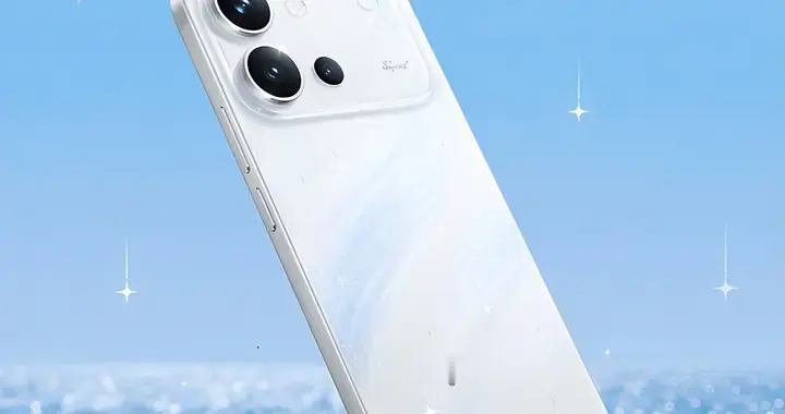 vivo S70用增距镜，Reno17却押注潮玩联名