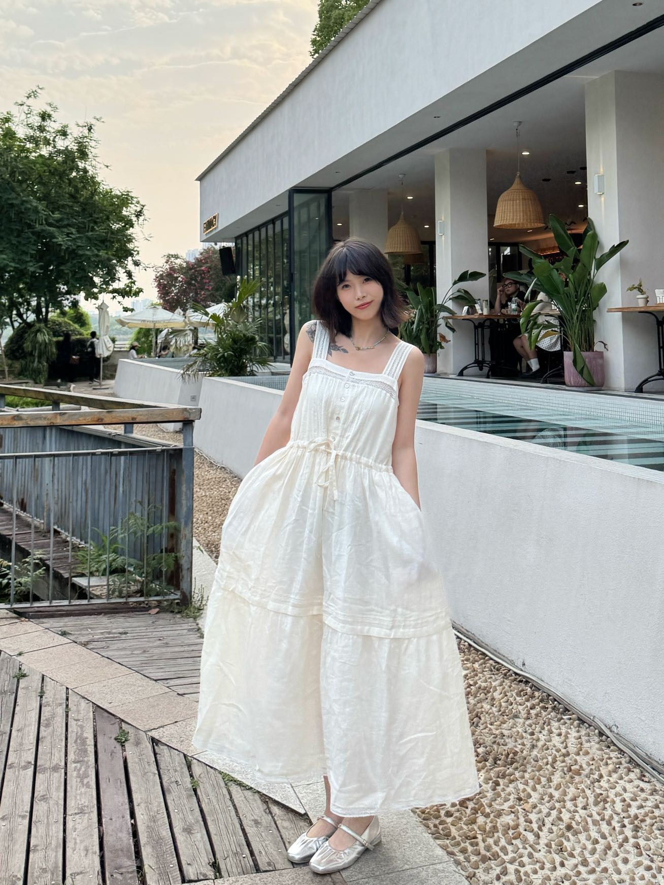 puretea茶愫苎麻镂空织带连衣裙