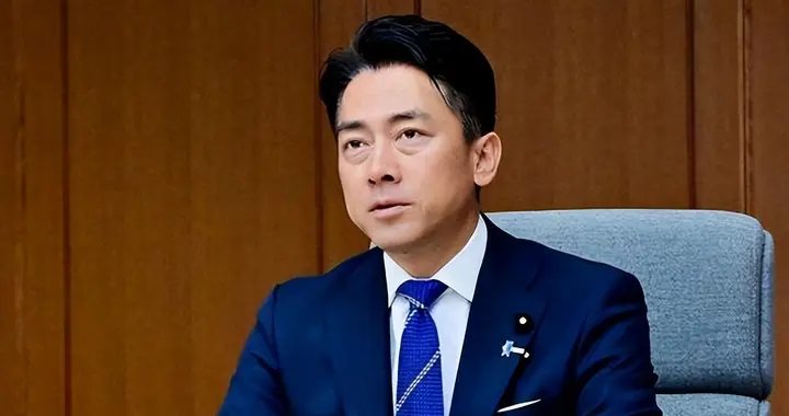 日本首次部署远程导弹！日媒挑明喊话中国，中方军舰过对马海峡