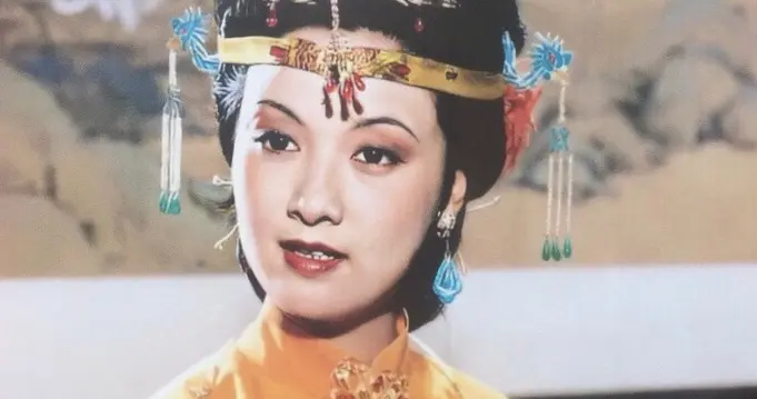 《红楼梦》｜抄检大观园时，紫鹃私藏宝玉物品，凤姐为何要包庇她