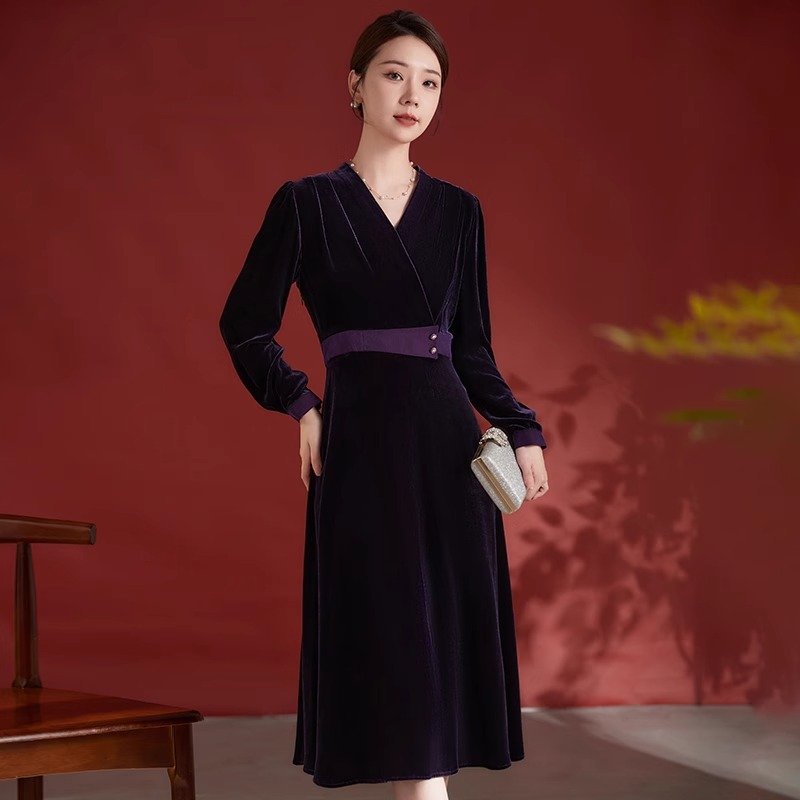 🎉派对焦点，真丝绒裙的绝对吸引