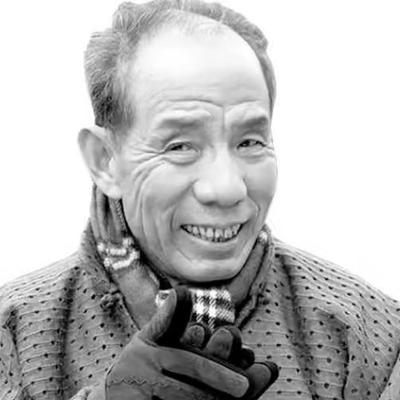 裕丰人间说：魏宗万追悼会正式举行，现场布
