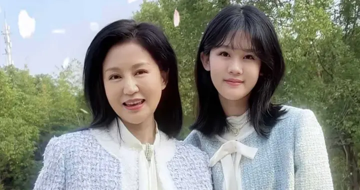 陆毅大女儿近照，贝儿和妈妈长得好像啊