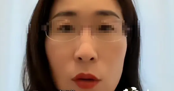 婚外胚胎案再起冲突！男方3次堵摄像头 踹门，原配发声：要1句道歉