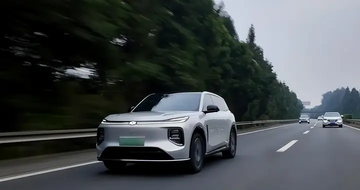 215km纯电续航，启源Q07插混SUV综合续航1400km