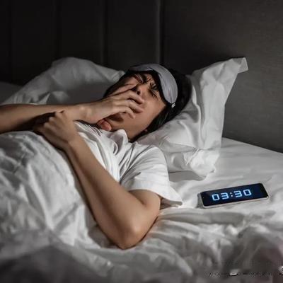 睡眠守护者：越熬夜，失眠越甚，肾精亏虚不