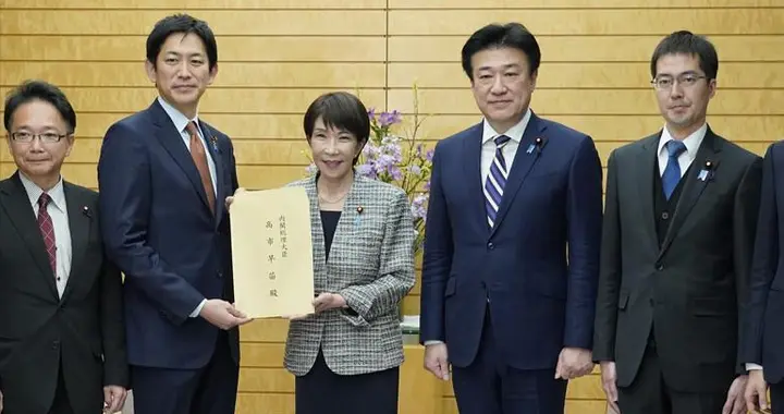 就在明天，日本有危险大动作，消息捅到国防部，中方先封高市后路