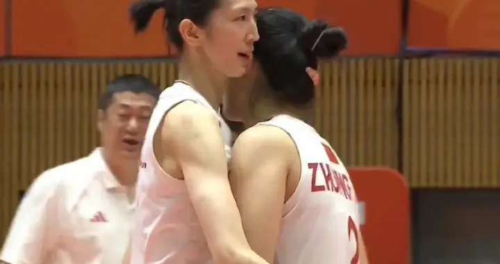 决赛！中国女排3-0击败日本！中国女排获得亚运会冠军！