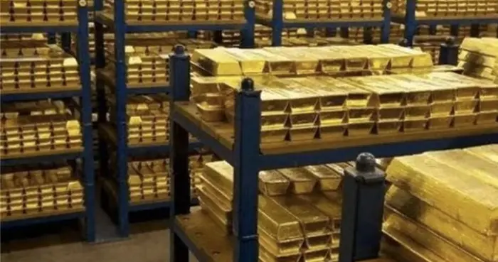 30年首超！黄金登顶全球头号储备资产！