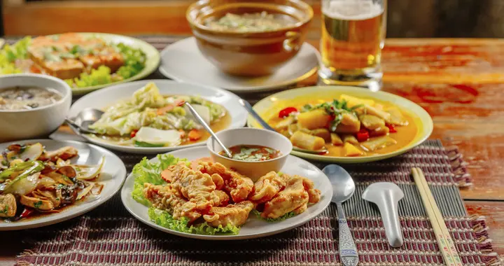 胃病最怕的晚餐！医生反复强调：胃不好的人，晚餐千万不要吃7样