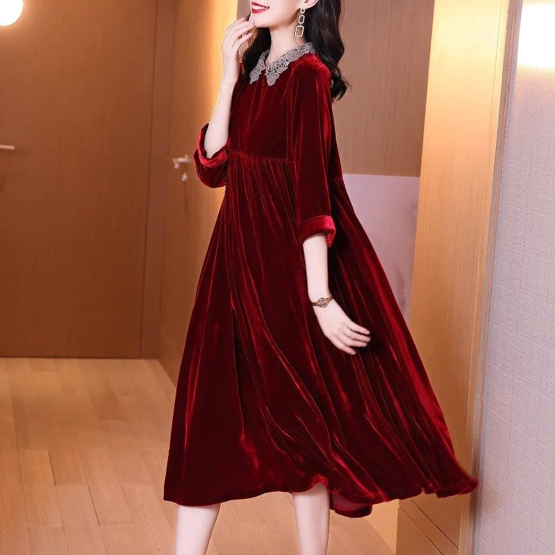 🌺花漾年华，丝绒裙绽放的优雅秘密