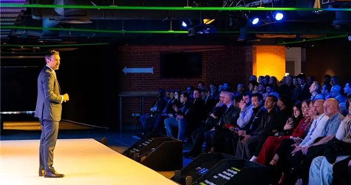 嵌入式市场TOP1后，海尔英国发布三筒、Vision15等多款高端洗衣机