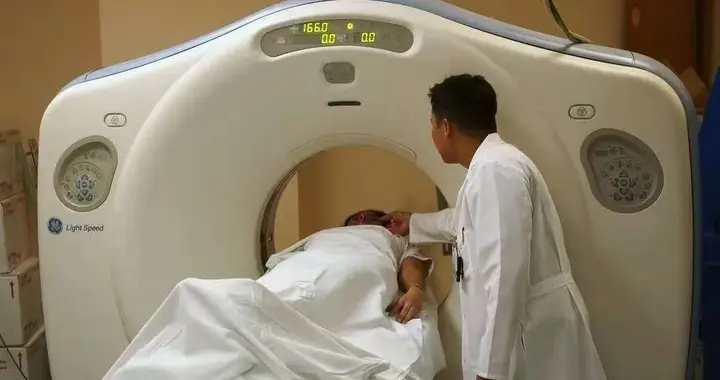 学医后才知道，肺结节最危险信号，不是胸闷，是频繁出现这5异常