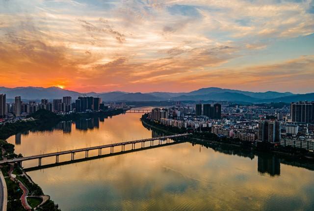 《我和这座城》赣州话朗诵