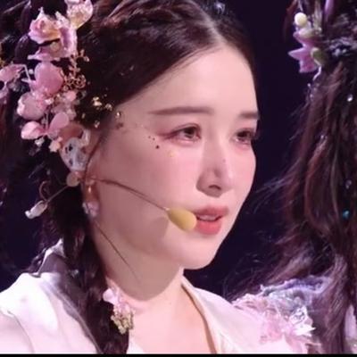 徐白White：4月10日，阚清子在浪姐