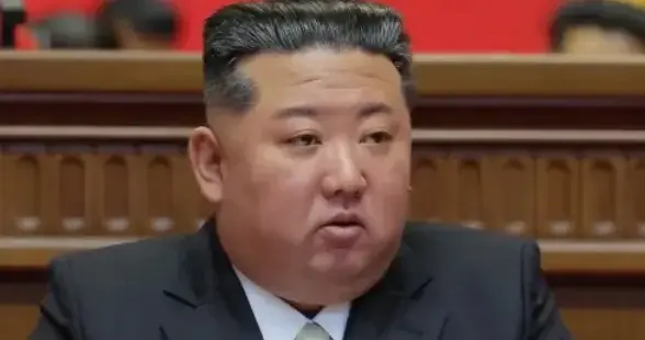 金正恩对韩彻底翻脸：兄弟变死敌，半岛火药桶随时引爆