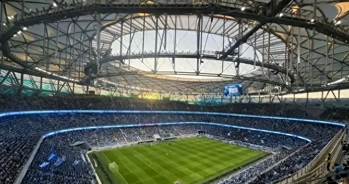 谁能想到，被骂成“漏勺”的升班马，竟把豪