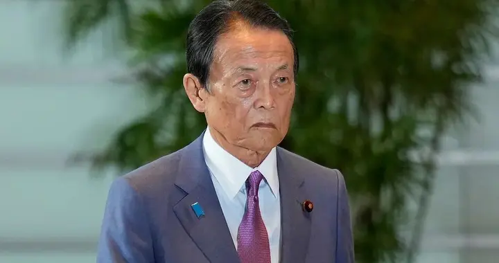 麻生太郎爆雷，高市大失血，放虎归山的林芳正，等的就是这个时刻