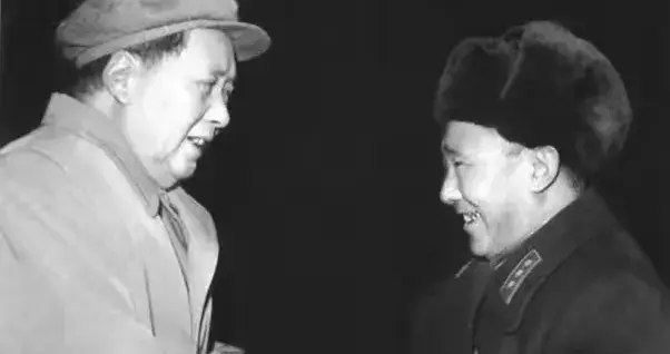 东北野战军后勤部长钟赤兵授中将，为何第二部长、副部长授上将？