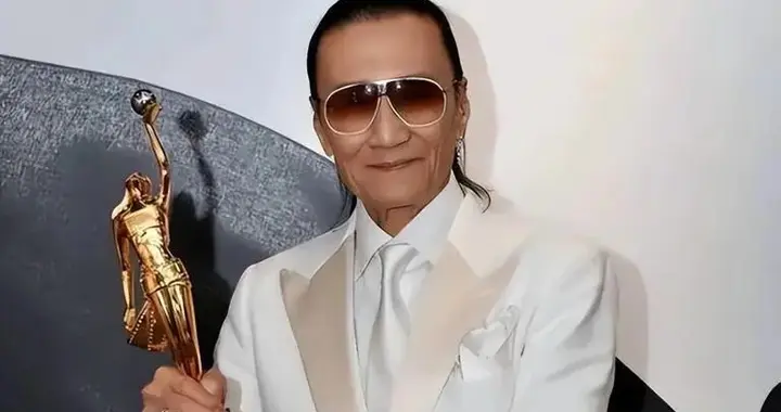 谢贤离世：5段情缘前任对他念念不忘，1986年谢霆锋家庭影像曝光