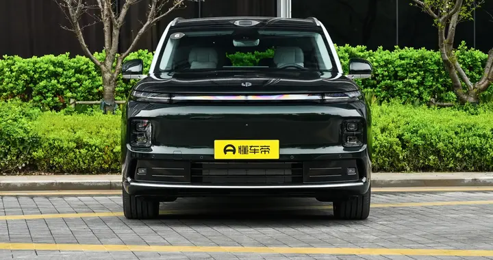 全尺寸旗舰SUV，卖22万？零跑D19试驾报告来了