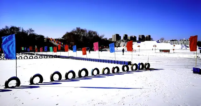 南方人攻占沈阳滑雪！元旦冰雪游热地TOP3出炉