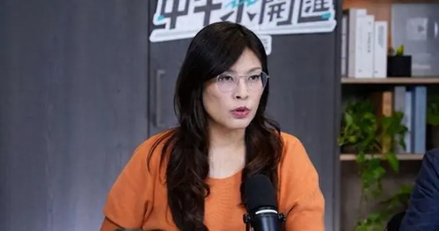 郑丽文玩砸了？蔡英文出山，民进党正式宣战！国民党2人要清楚1点