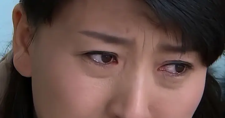 自身难保！继官媒下场之后，闫学晶又被曝身份造假，宋丹丹说对了