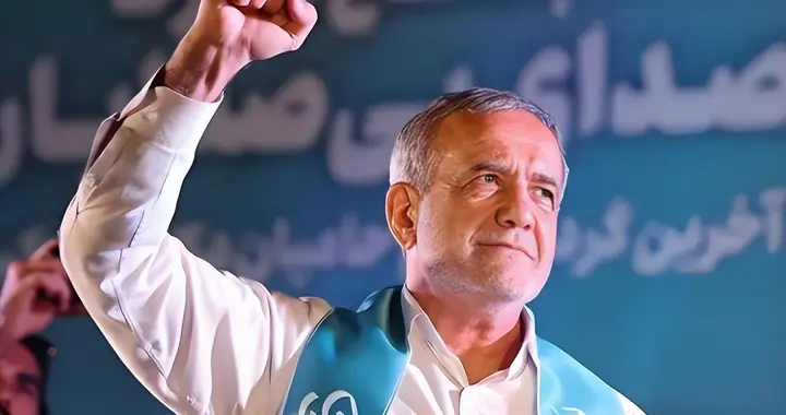 15 艘战舰压境霍尔木兹！特朗普重拳出击，却栽在小小水雷手里