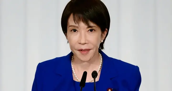 中方连夜收到消息，高市通告备战，中国军号已下场，审判日本开始