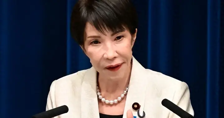 美日已签字，高市登机回国，临走前喊话中国，对华豪赌正式开始