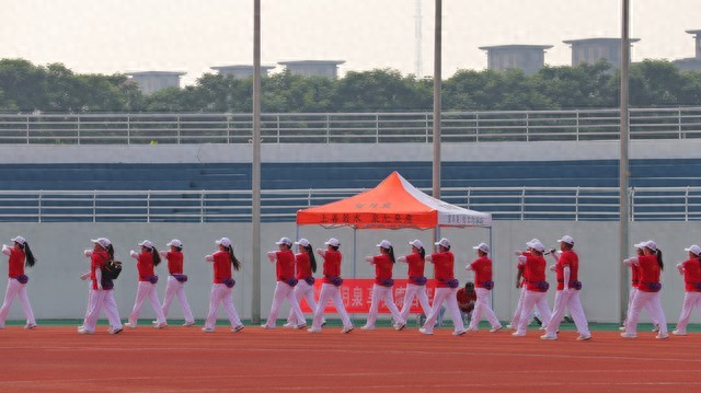 2K27能力值大洗牌！21人超90，76人竟有4巨头？