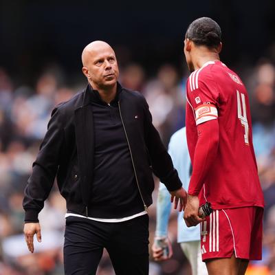 英超发烧友：斯洛特感谢利物浦球迷的不离不