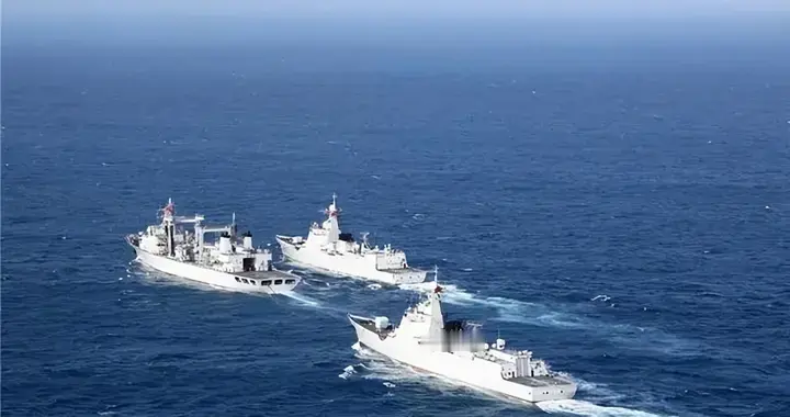 绝不走美军失败老路！海南舰服役五年后返厂，真准备搭载歼-35？