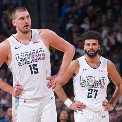 篮下后撤步：西部前十排名只剩下1个悬念。