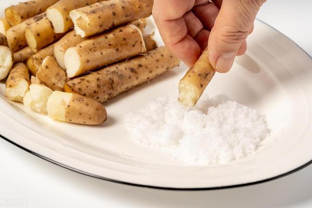 吃山药升糖?调查发现：爱吃山药的人，血糖和血脂健康都不一样