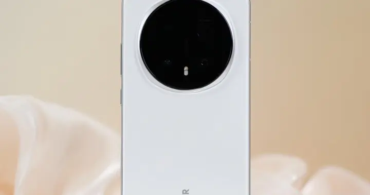 荣耀顶不住了，16G+512GB暴跌1841元，2亿像素旗舰跌至“清仓价”